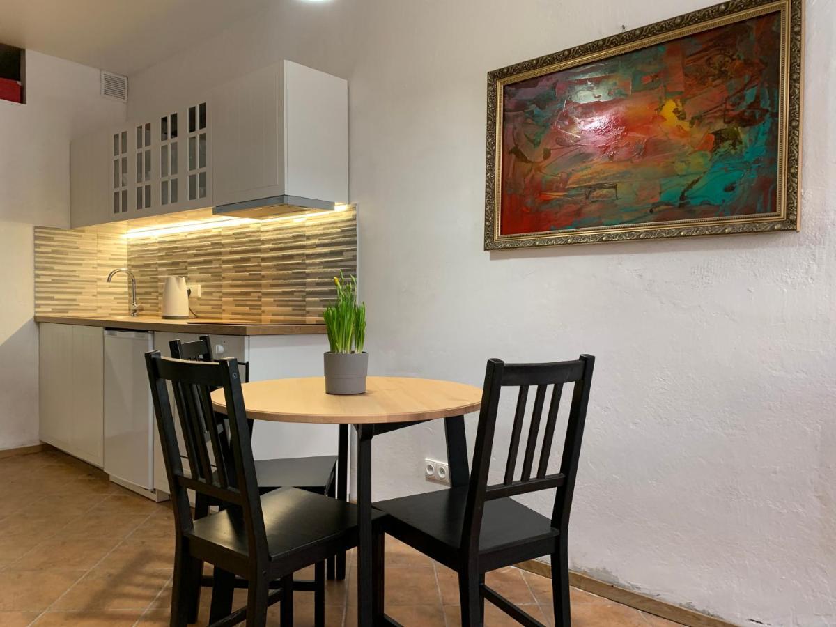 Old Studio Apartment Вильнюс Экстерьер фото